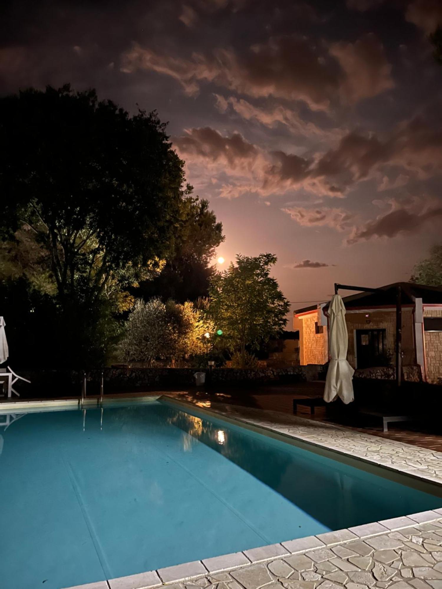 Casette Masseria La Camardia Сава Экстерьер фото